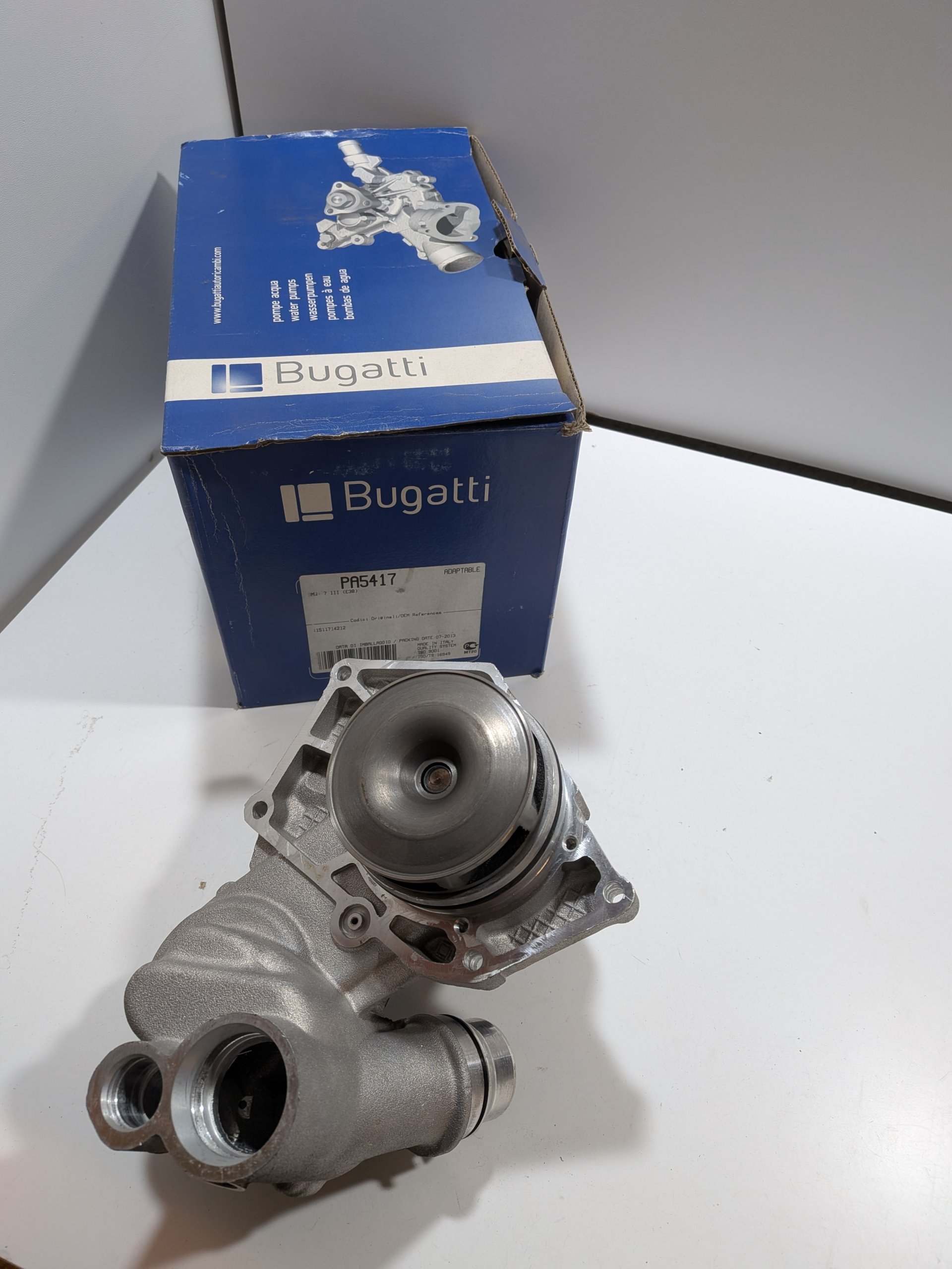 Pompe à eau BMW 750I V12 E38 « Durite à clip » Neuf Arrivages Auto Pieces