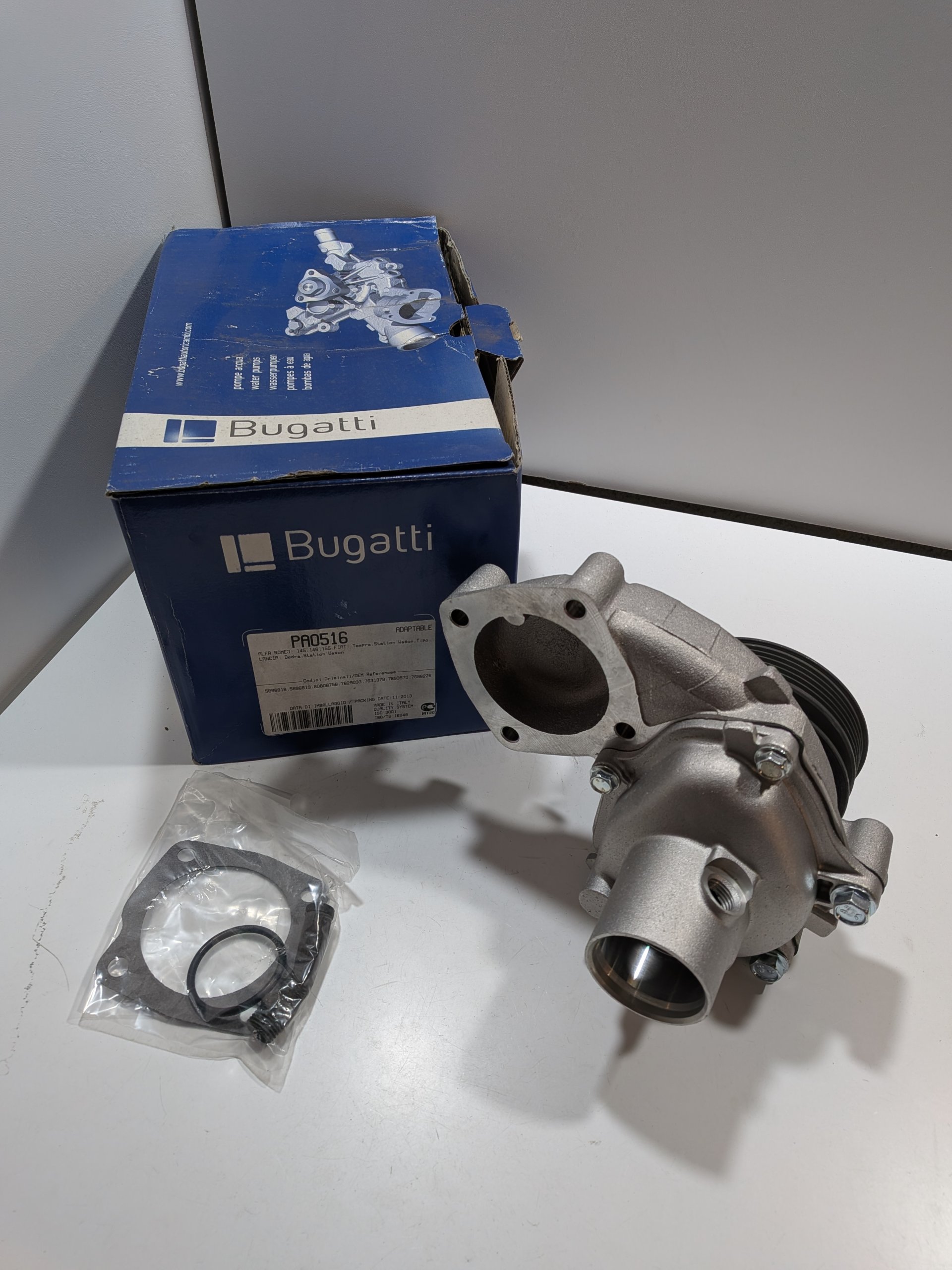 Pompe à eau Alfa 145 146 155 1.9 TD Fiat Tipo Tempra 1.9 TD Lancia Dedra 1.9 TDS Arrivages Auto Pieces