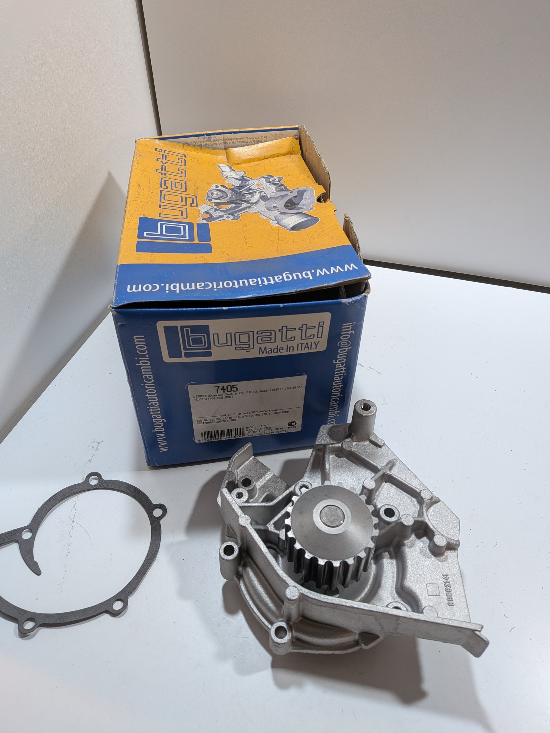 Pompe à eau Citroen XM Evasion Xantia 2.1 TD Peugeot 406 605 806 2.1 TD Arrivages Auto Pieces