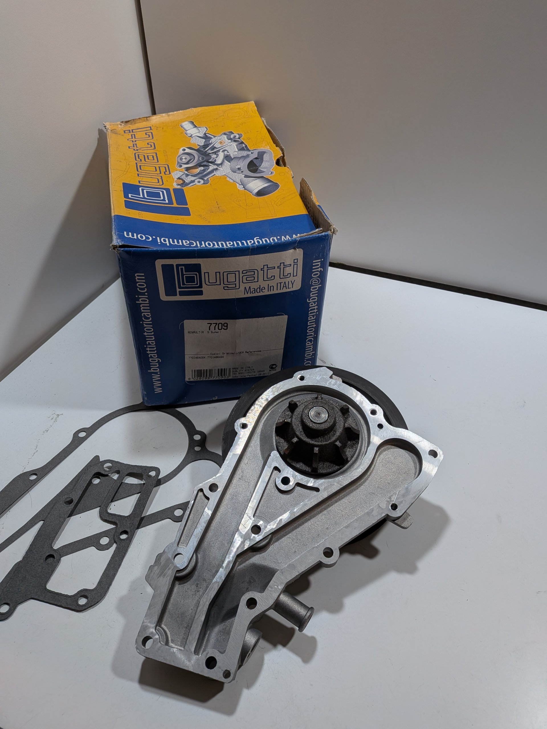 Pompe à eau Renault Super 5 1.0 1.1 1.2 1.4 GT Turbo Express 1.1 1.2 1.4 Arrivages Auto Pieces