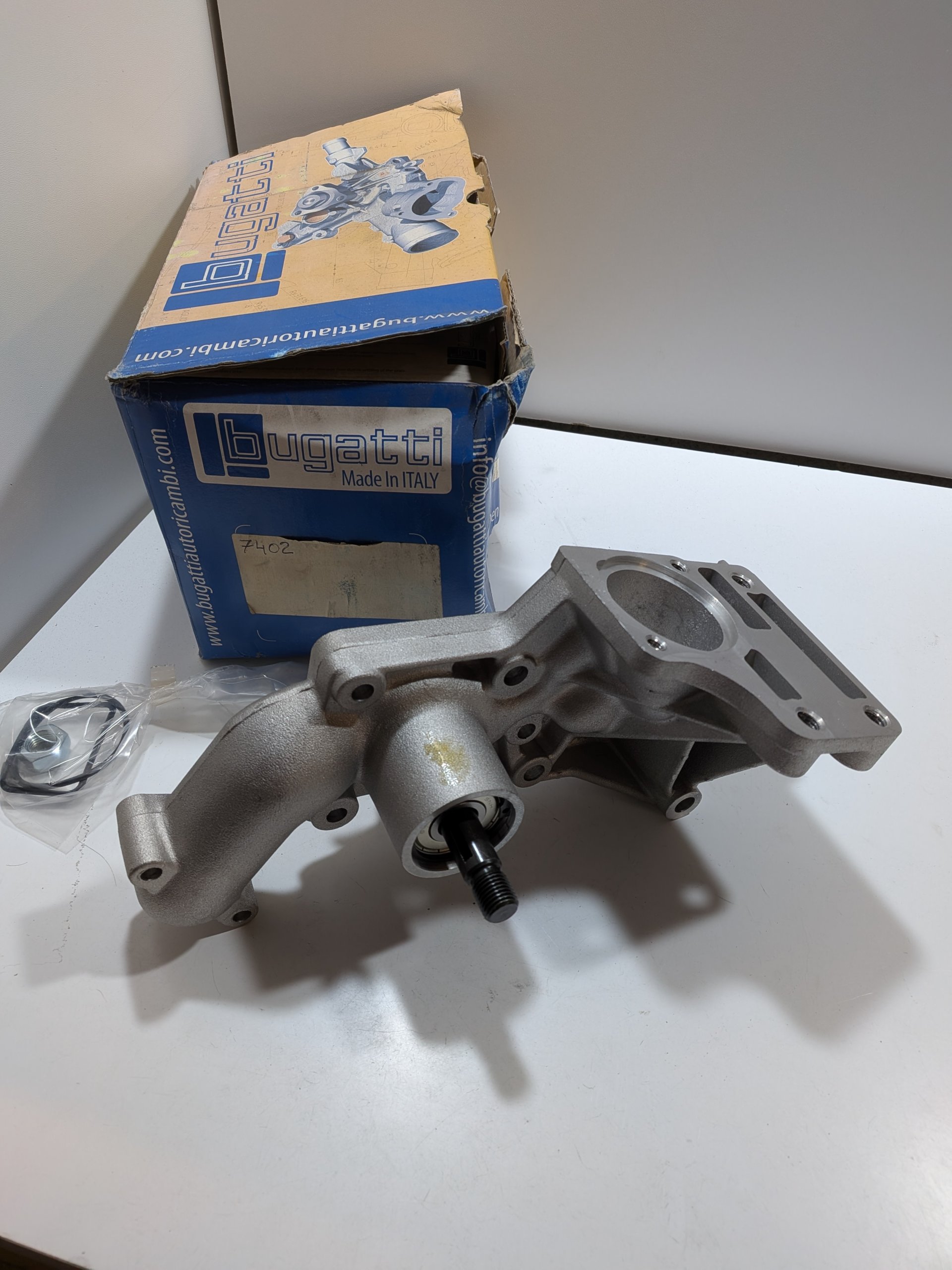 Vis de culasse Peugeot J5 2.5 D TD Arrivages Auto Pieces