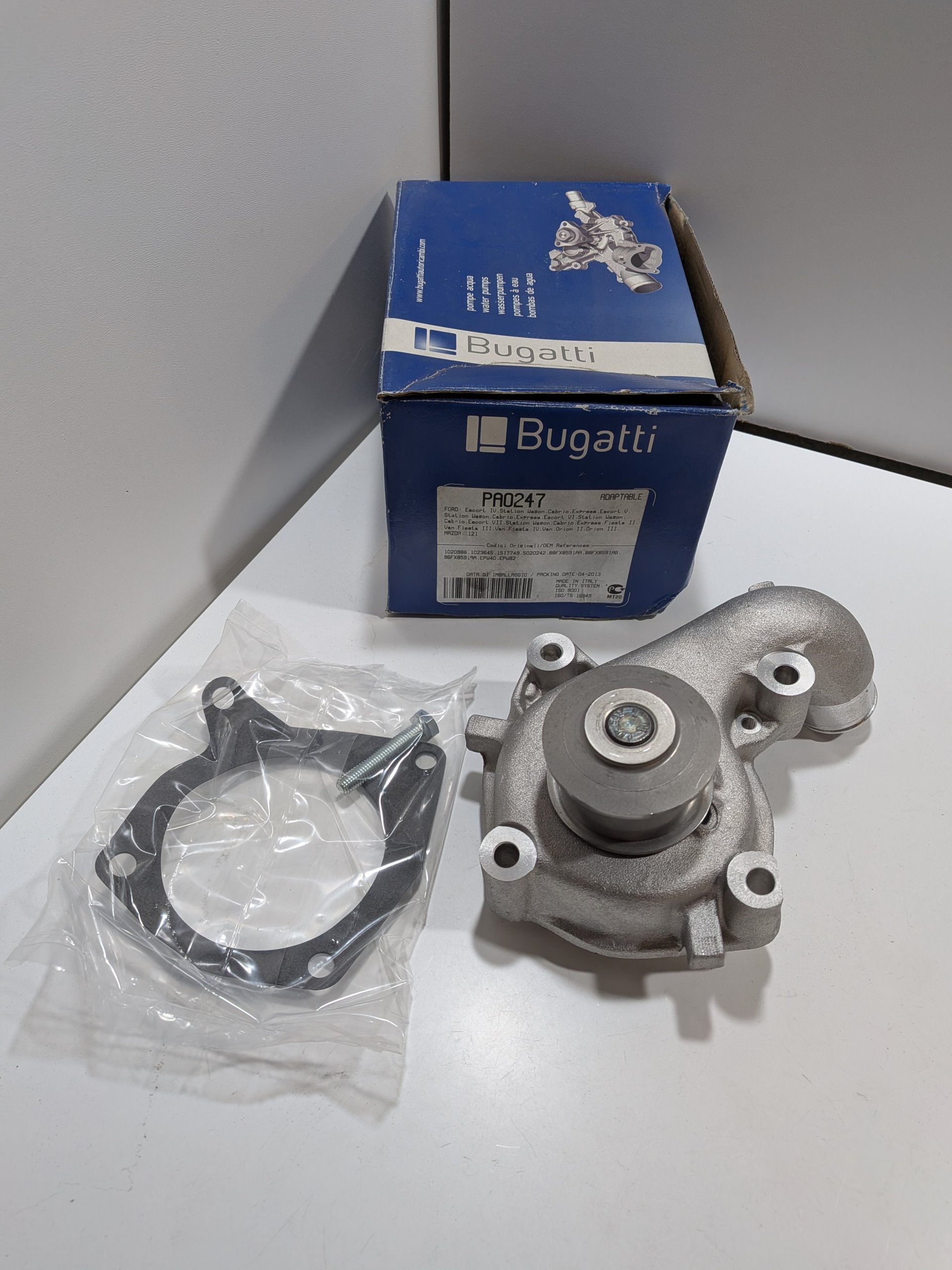 Pompe à eau Ford escort IV 1.4 1.6 XR3i Orion II 1.4 1.6i Fiesta III 1.6 XR2i Orion III Arrivages Auto Pieces