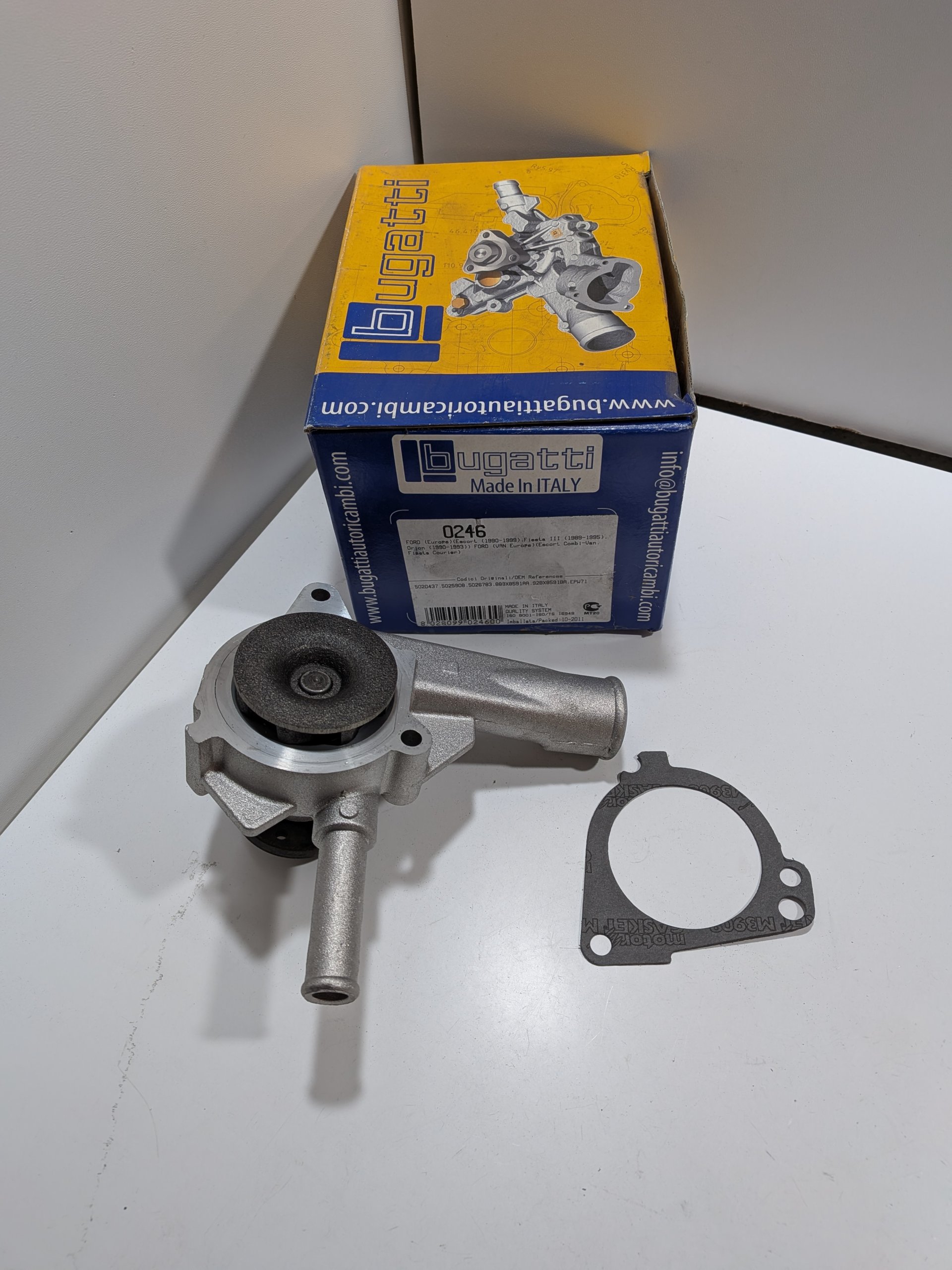 Pompe à eau Ford Escort IV V 1.1 1.3 Orion III 1.3 Fiesta III 1.0 1.3 Arrivages Auto Pieces