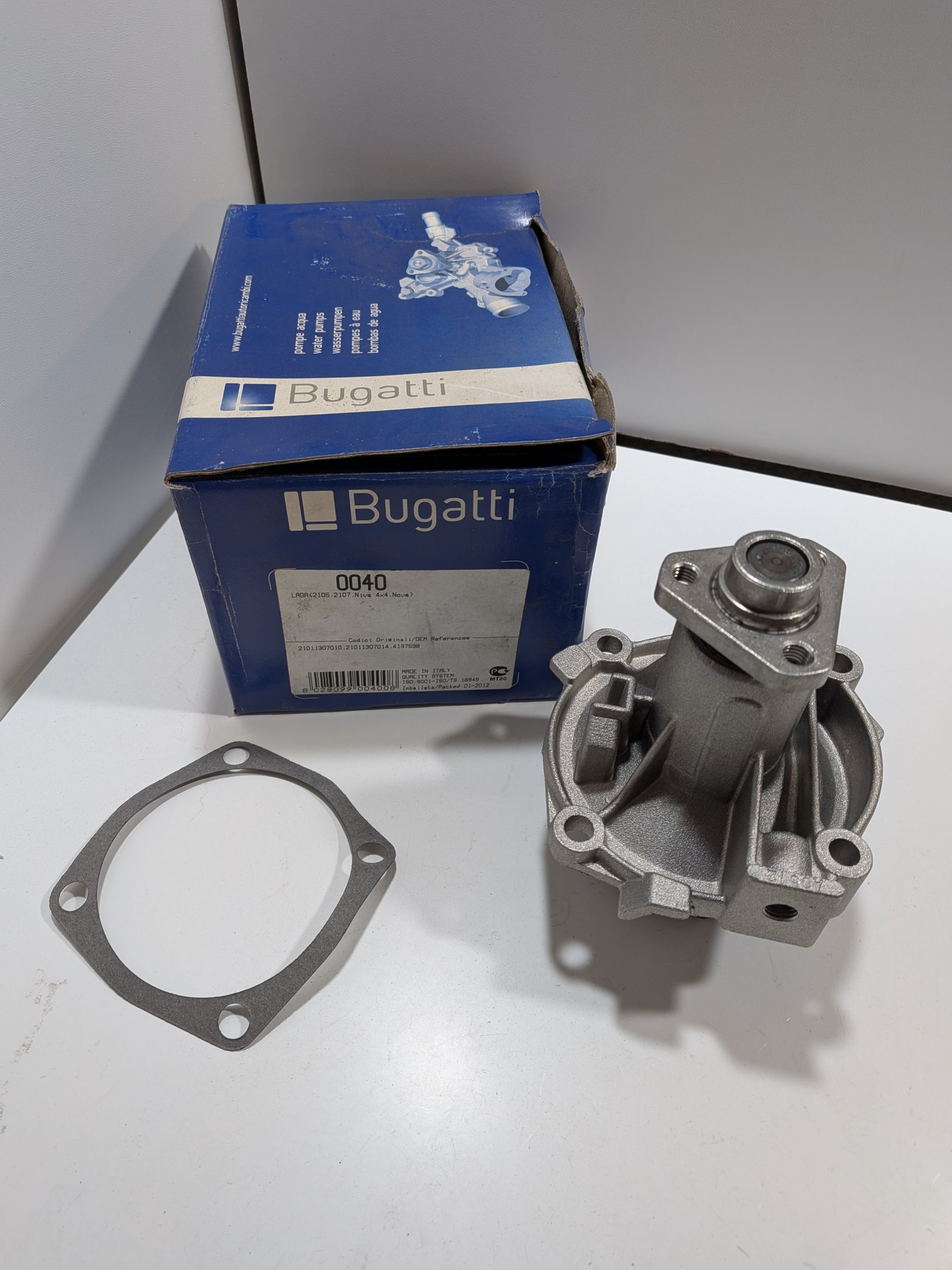 Pompe à eau Suzuki Swift I II 1.0 1.3 Wagon R+ 1.3 Baleno 1.3 Arrivages Auto Pieces