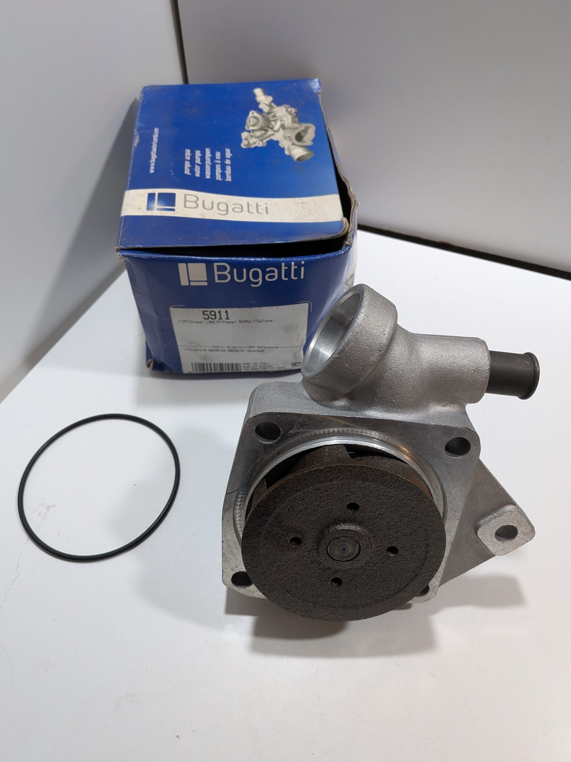 Pompe à eau Renault Safrane I 2.5DT Fiat Croma 2500TD Lancia Thema 2500 TD Arrivages Auto Pieces