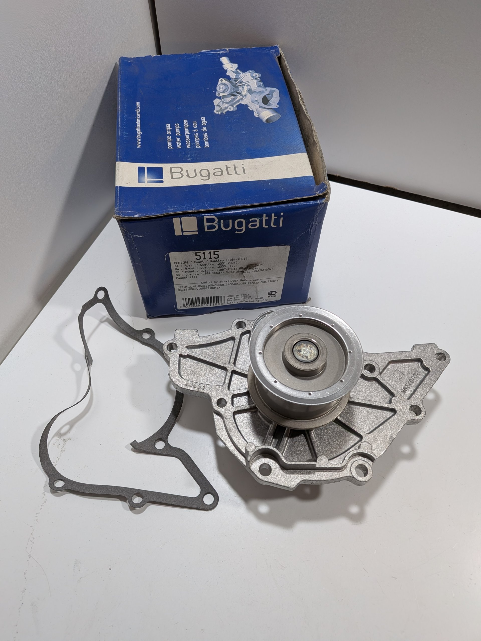 Pompe à eau VW Passat B3/B4 B5 Golf III Audi A6 C4 A4 B5 1.9TDI Neuf Arrivages Auto Pieces