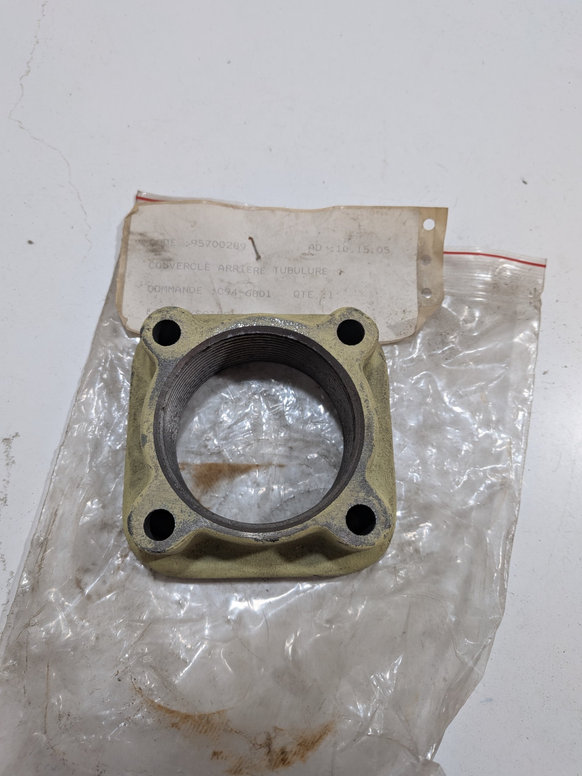 Couvercle arrière tubulure Nanni Diesel 95700289 Arrivages Auto Pieces