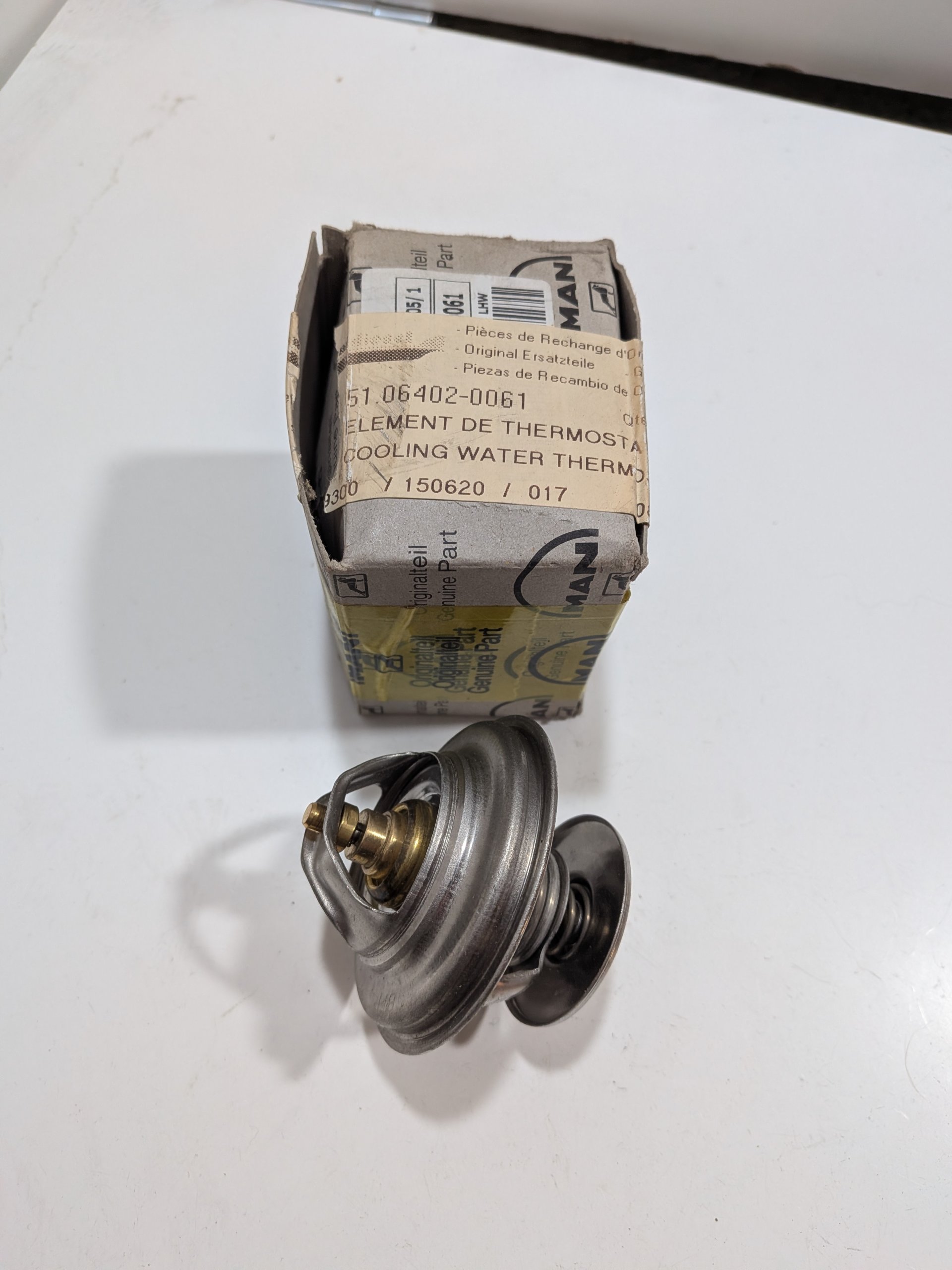 Thermostat Man 51.06402-0061 Arrivages Auto Pieces