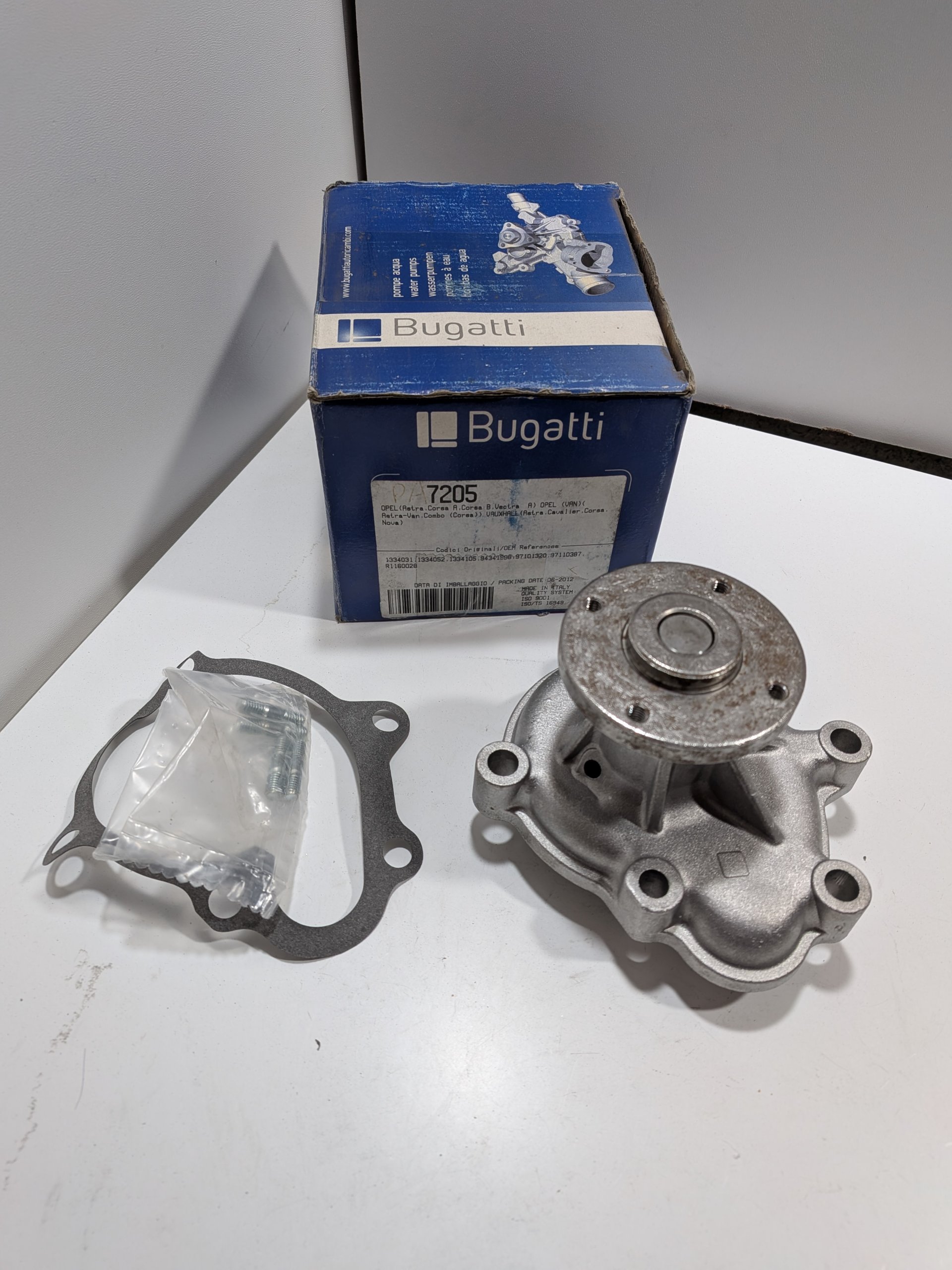 Pompe à eau Opel Corsa A 1.5 D TD Corsa B 1.7 D Vectra A 1.7 TD Astra F 1.7 TD TDS Arrivages Auto Pieces