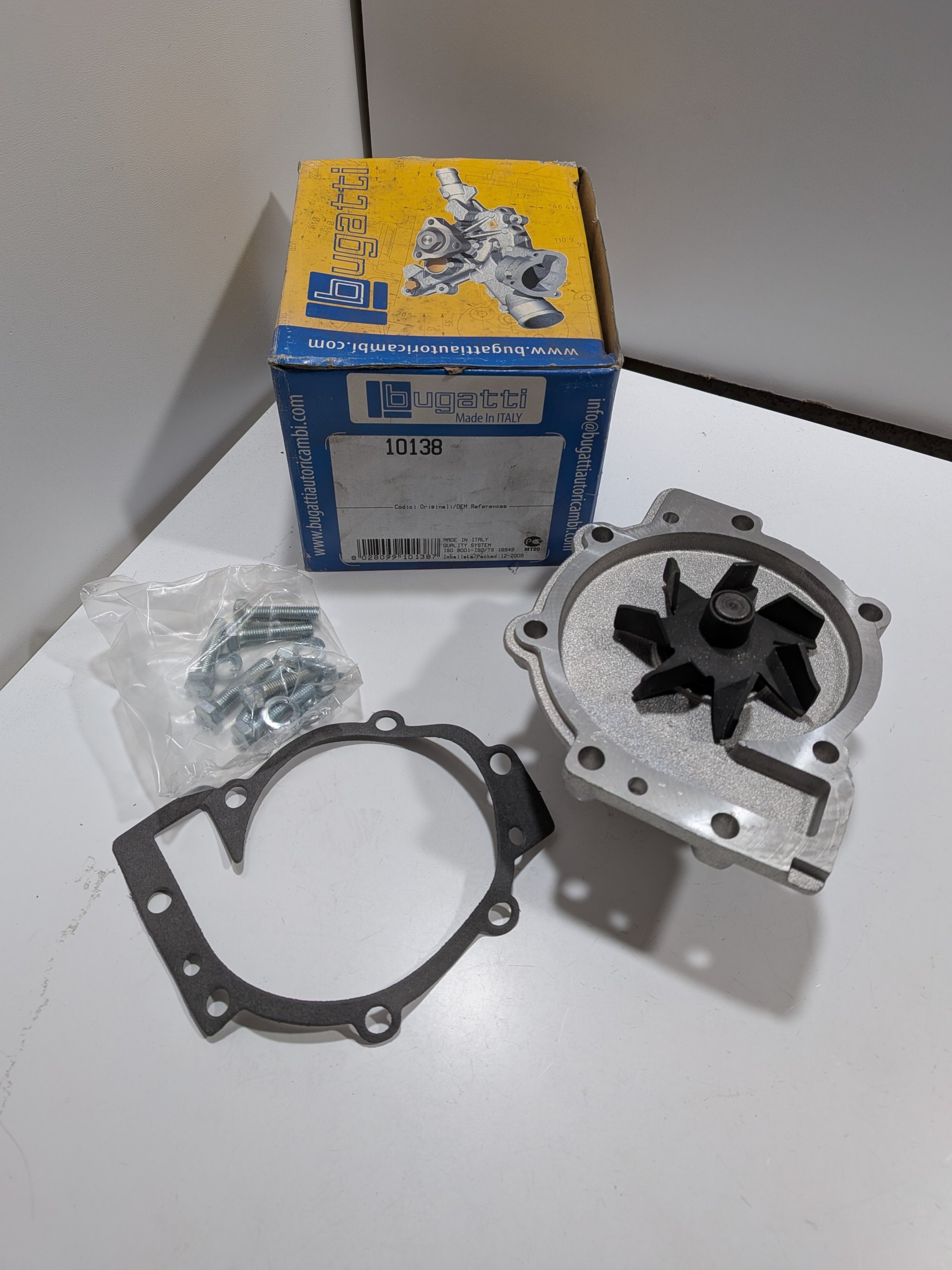 Pompe à eau Ford Focus II 2.5 ST RS Volvo 850 2.0 2.3 2.4 T5 C70 C30 S60 S70 S80 Arrivages Auto Pieces