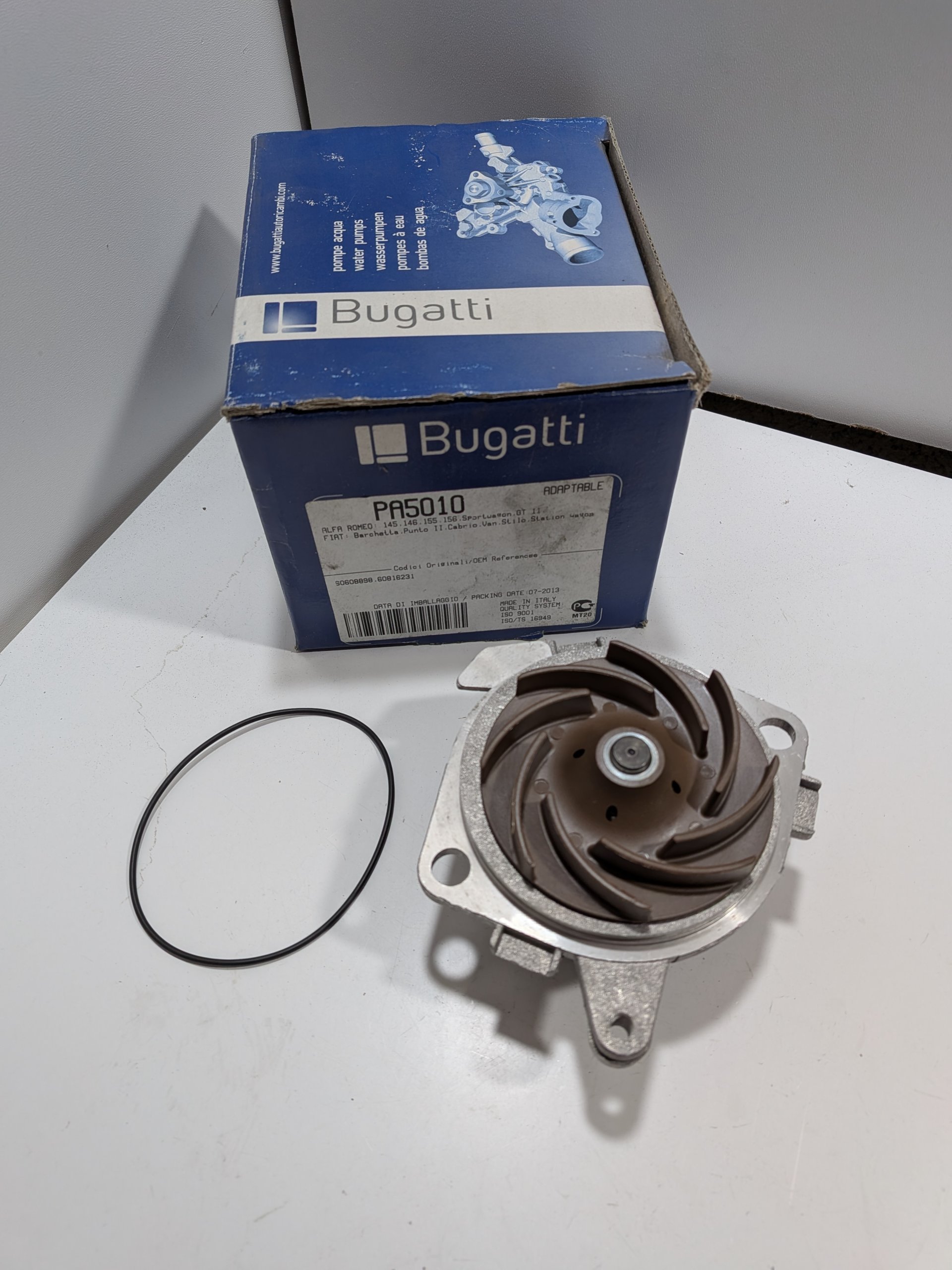 C (135)-1 Pompe à eau Alfa 145 146 1.6 16v T Spark 156 GT 1.6 16v 1.8 16v T Spark Fiat Barchetta 1.8 16V Arrivages Auto Pieces