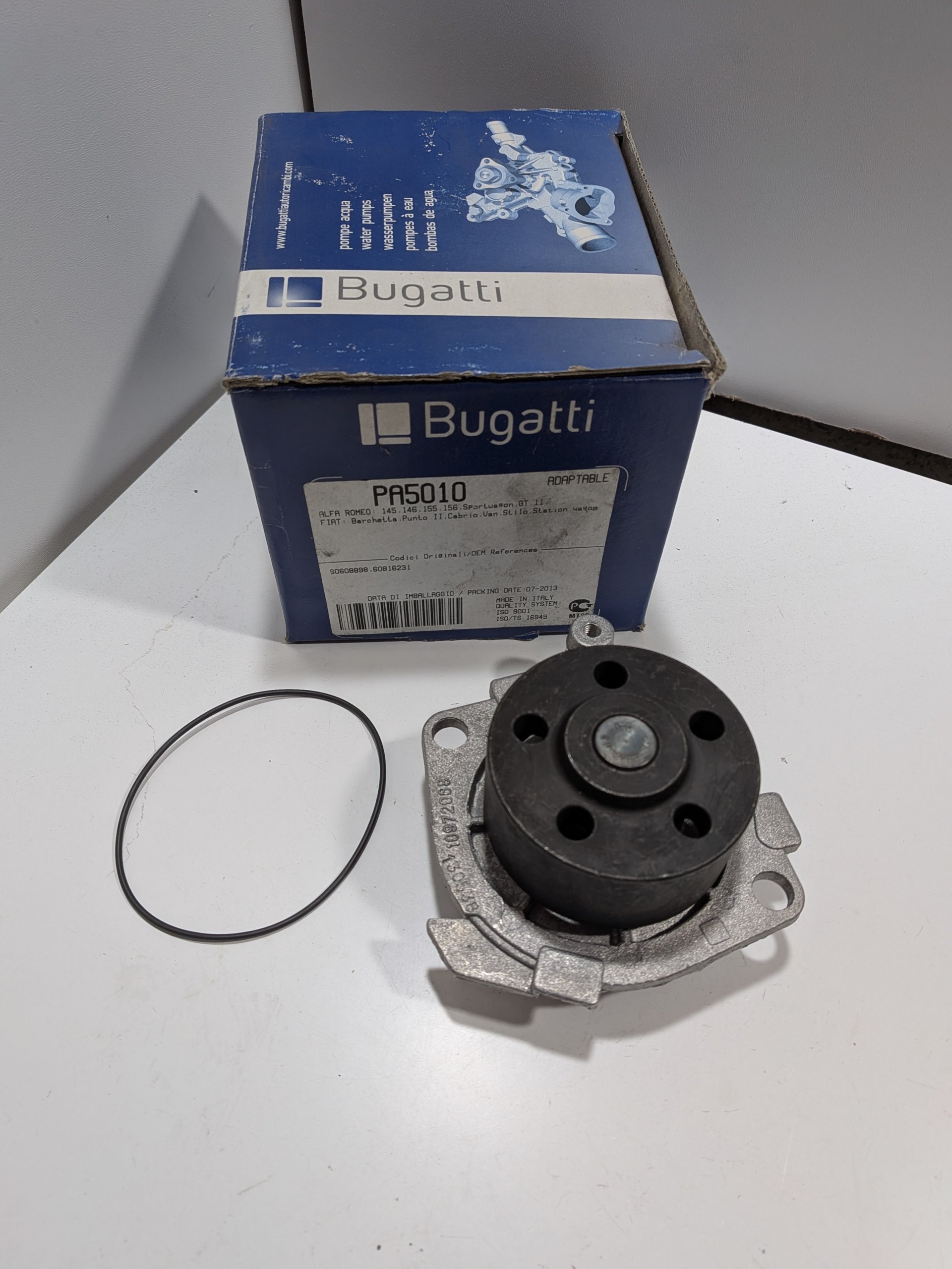 C (135) Pompe à eau Alfa 145 146 1.6 16v T Spark 156 GT 1.6 16v 1.8 16v T Spark Fiat Barchetta 1.8 16V Arrivages Auto Pieces