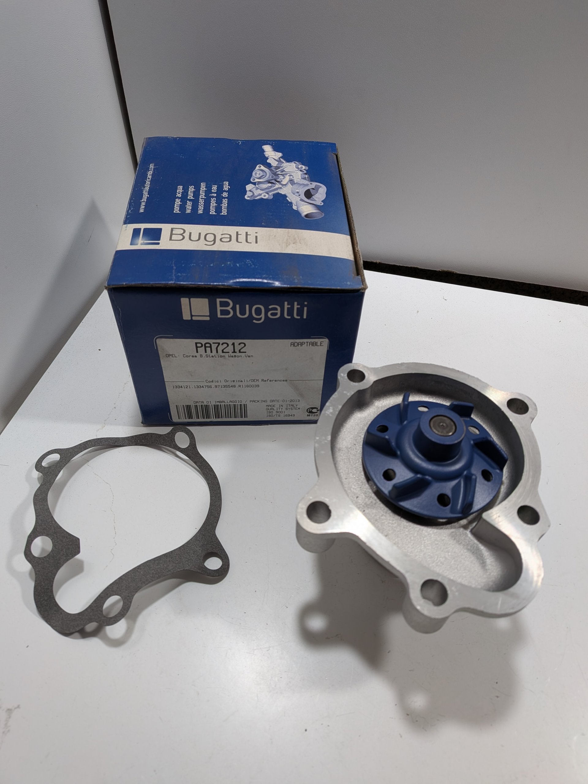 Pompe à eau Opel Corsa B 1.5 TD Neuf Bugatti Arrivages Auto Pieces