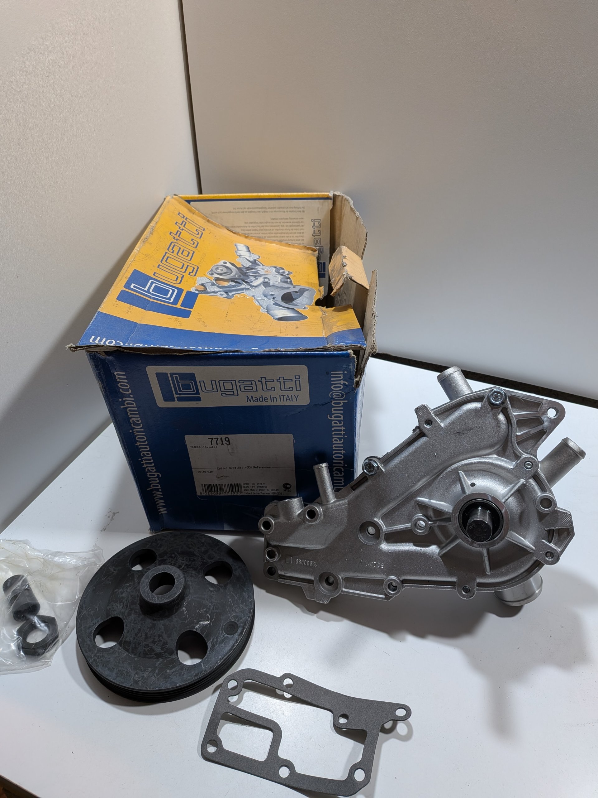 Pompe à eau Renault twingo I Courroie 4PK 77 01 467 642 Neuf Arrivages Auto Pieces