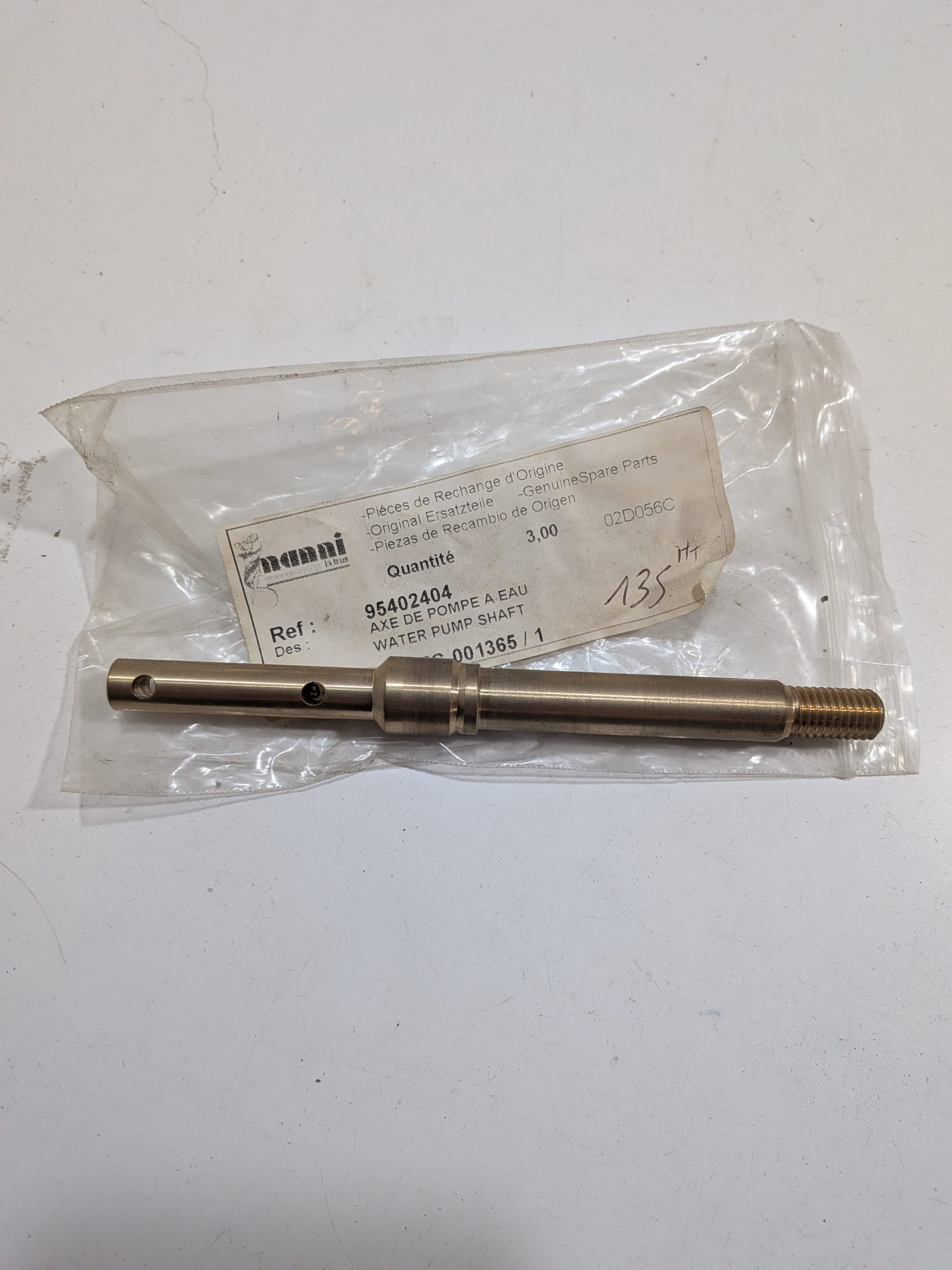 Axe pompe à eau Nanni Diesel 970303671 4.110HE Arrivages Auto Pieces