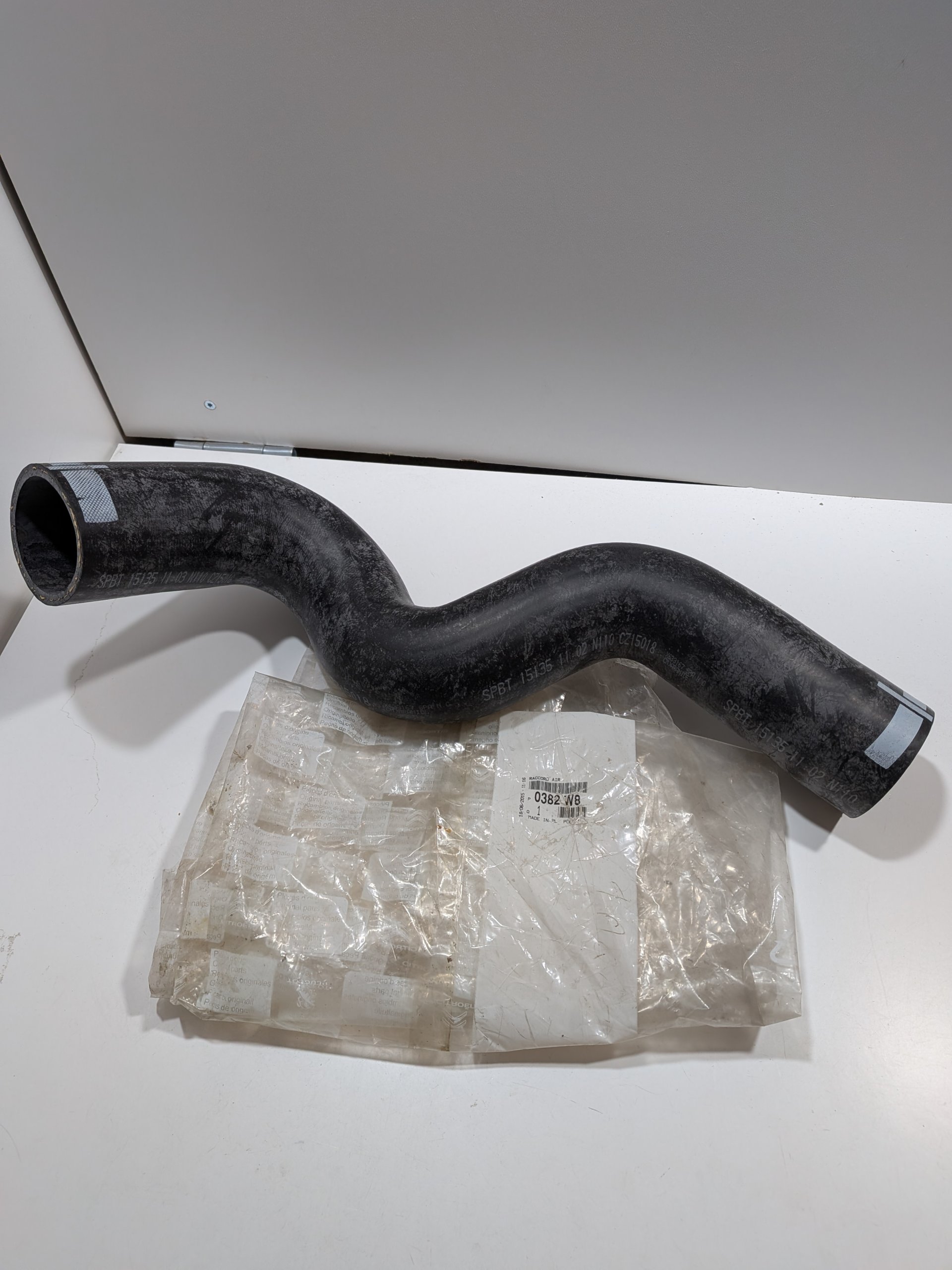 Durite suralimentation turbo Peugeot 307 406 2.0 HDI 110cv Neuf OEM Arrivages Auto Pieces