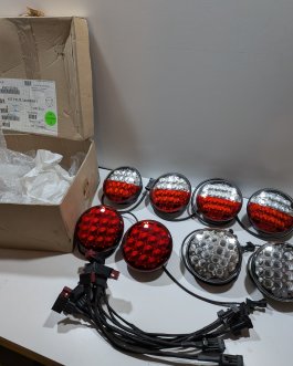 Lot de feux Led 24v Hella x4 multifonctions x2 recul x2 antibrouillard Poids lourd Semi remorque en saillie Arrivages Auto Pieces