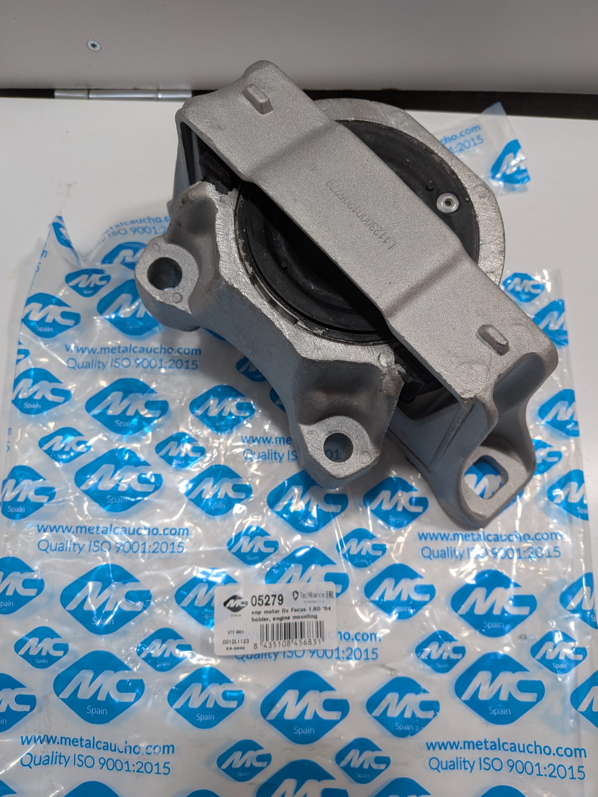 Pompe à eau Ford Focus II 2.5 ST RS Volvo 850 2.0 2.3 2.4 T5 C70 C30 S60 S70 S80 Arrivages Auto Pieces