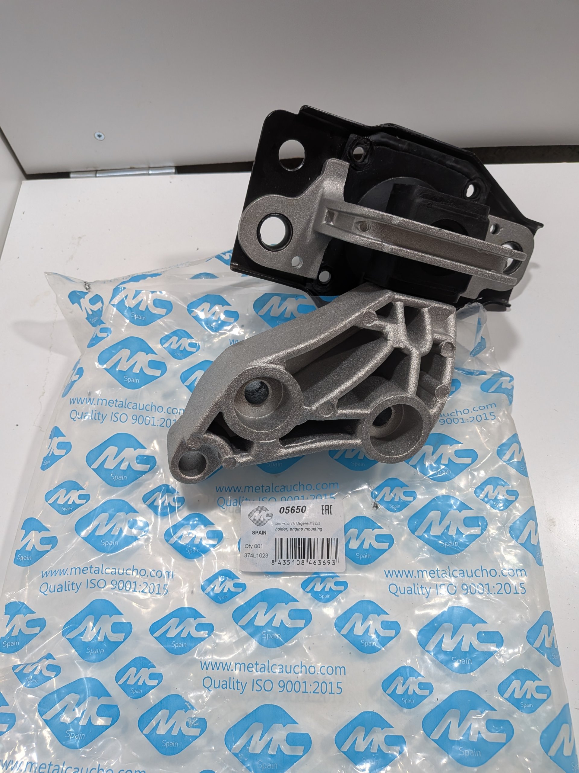 Support moteur Renault Mégane II Scenic II 1.9dci 2.0 16v Nissan Primera P12 1.9dci Arrivages Auto Pieces