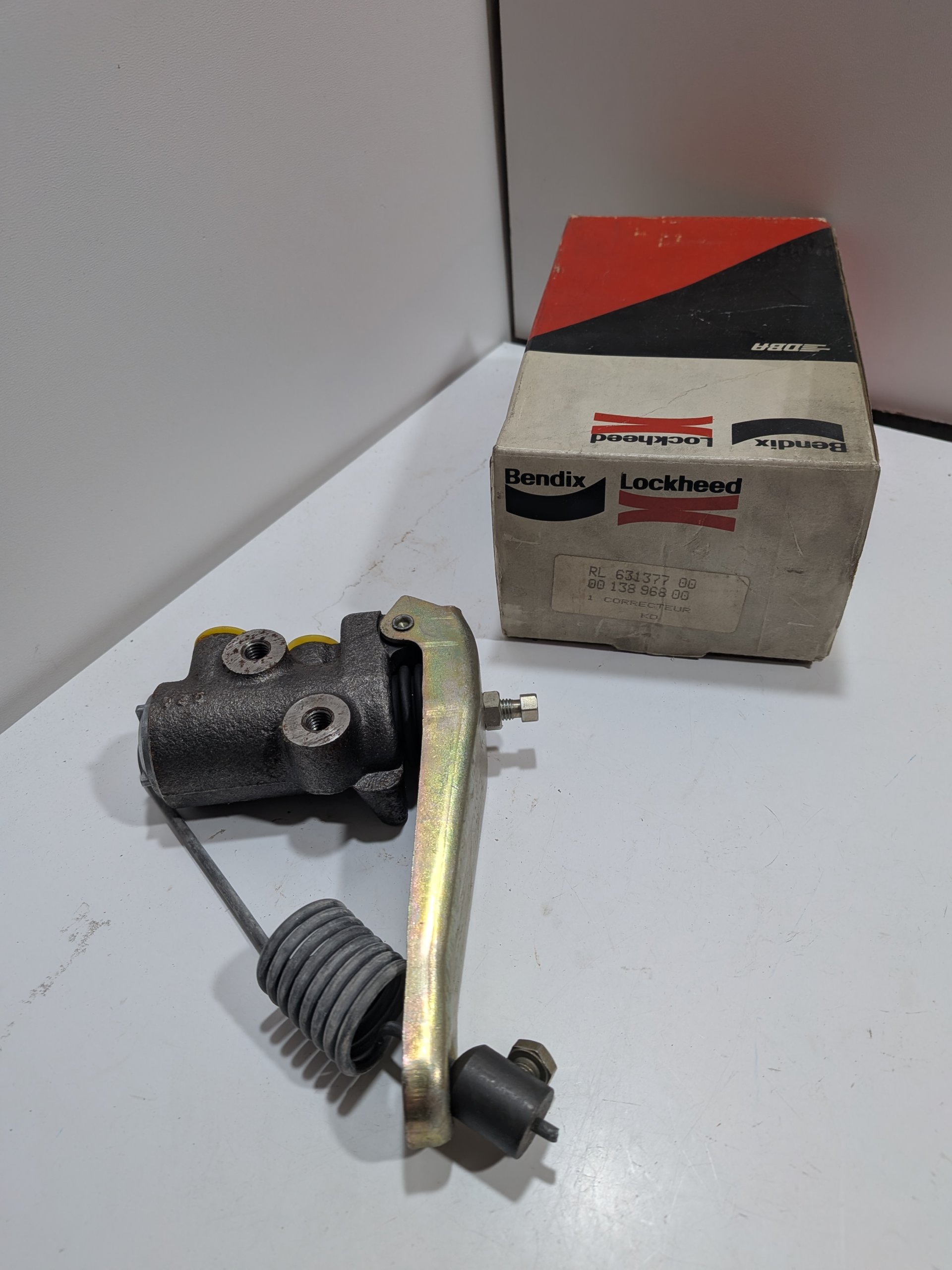 Répartiteur freinage Talbot 1307 1.3 1308 1.4 Solara 1.3 1.6 Simca 1100 0.9 1.1 1.3 Neuf Bendix 311377B Arrivages Auto Pieces