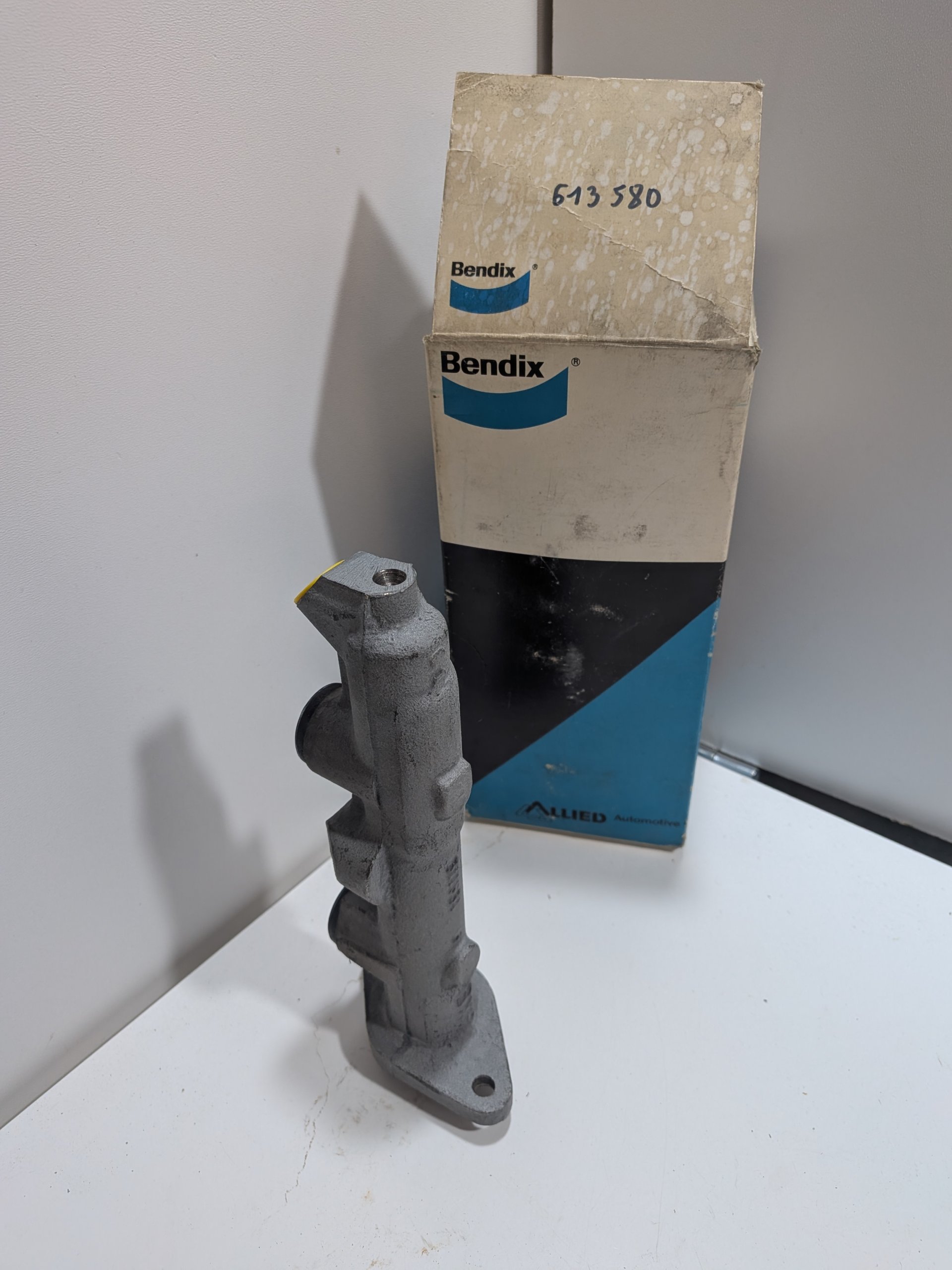 Maitre cylindre CITROEN C15 Visa bendix 613580 95494208 neuf NOS Arrivages Auto Pieces