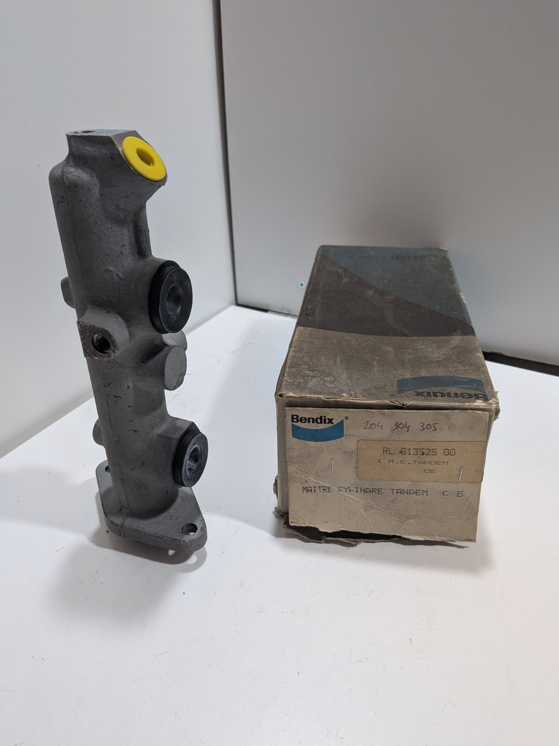 Maitre Cylindre Peugeot 204 304 305 I 305 II 19,05mm Neuf Bendix 131525B NOS Arrivages Auto Pieces