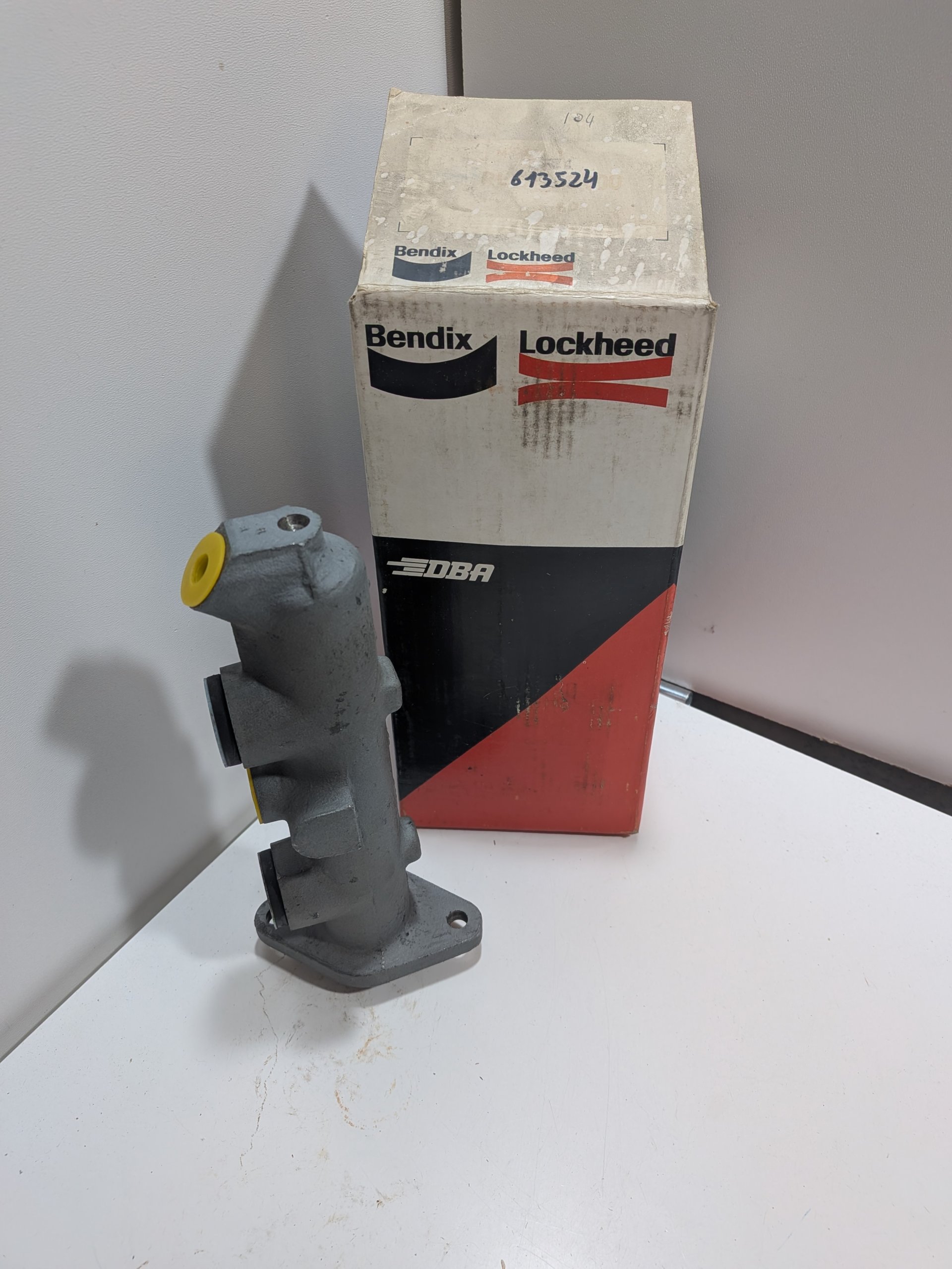Maitre cylindre Peugeot 104 Coupé 1.1 1.4 bendix neuf 131524b 613524 NOS Arrivages Auto Pieces