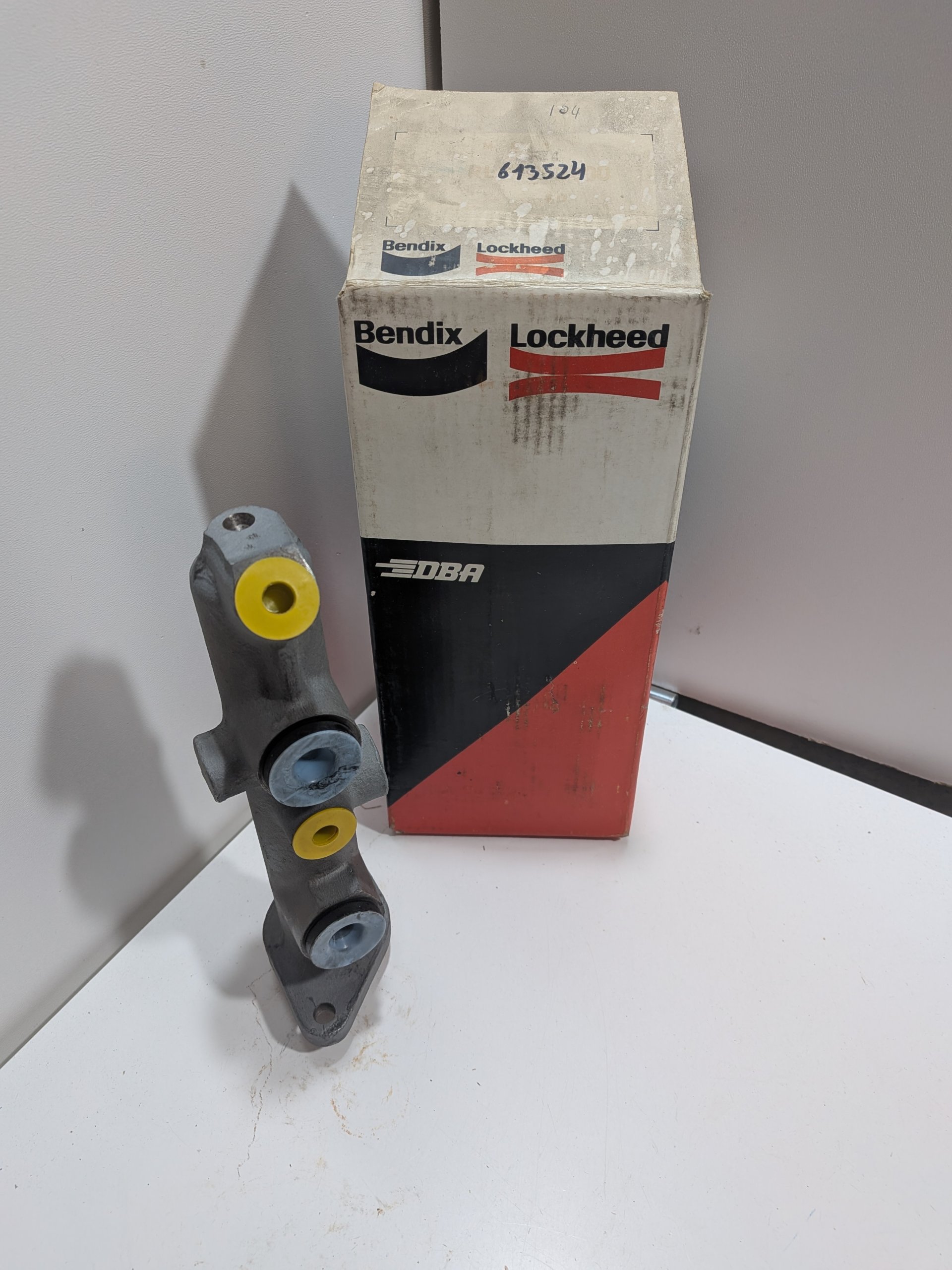 Maitre cylindre Peugeot 104 Coupé 1.1 1.4 bendix neuf 131524b 613524 NOS Arrivages Auto Pieces