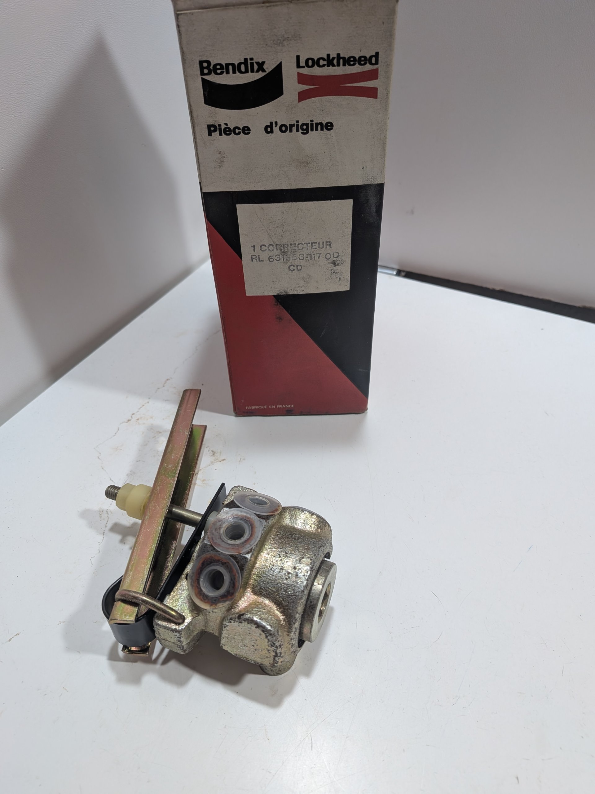 Correcteur répartiteur frein Renault R5 bendix neuf 631353 7701349053 Arrivages Auto Pieces