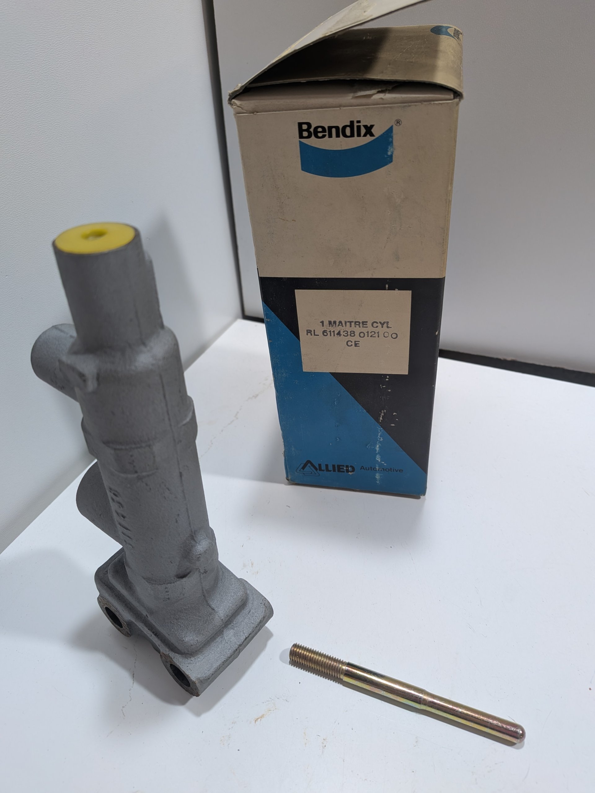 Maitre cylindre citroen 2CV Dyane Mehari 19 mm 611438 bendix neuf Arrivages Auto Pieces