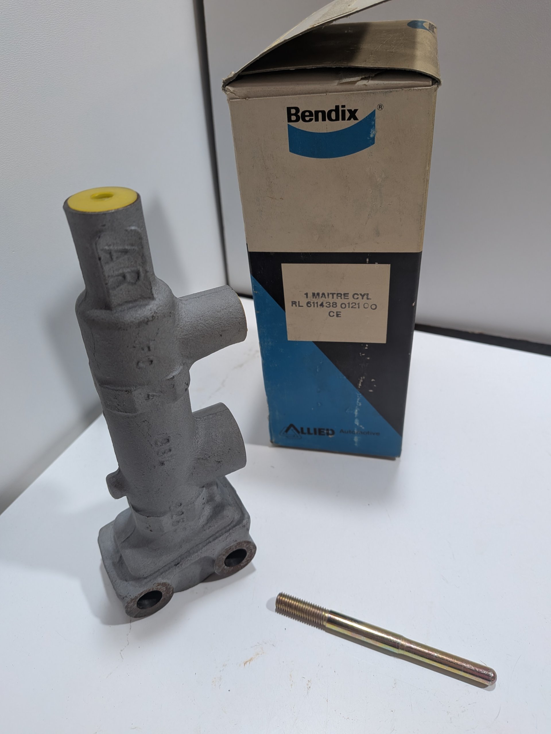 Maitre cylindre citroen 2CV Dyane Mehari 19 mm 611438 bendix neuf Arrivages Auto Pieces