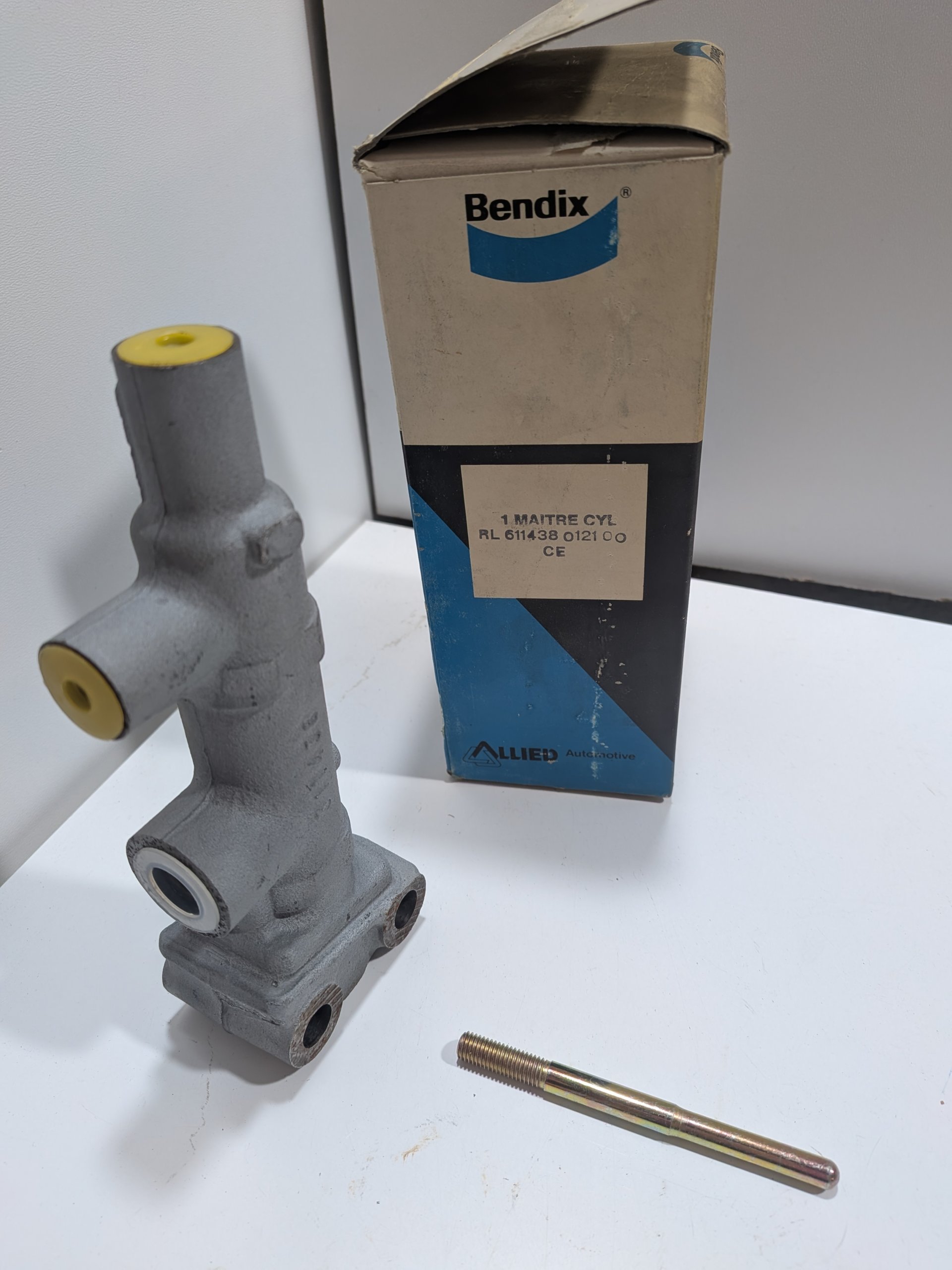 Maitre cylindre CITROEN 2CV dyane mehari lockheed bendix 613519 95493191 neuf Arrivages Auto Pieces