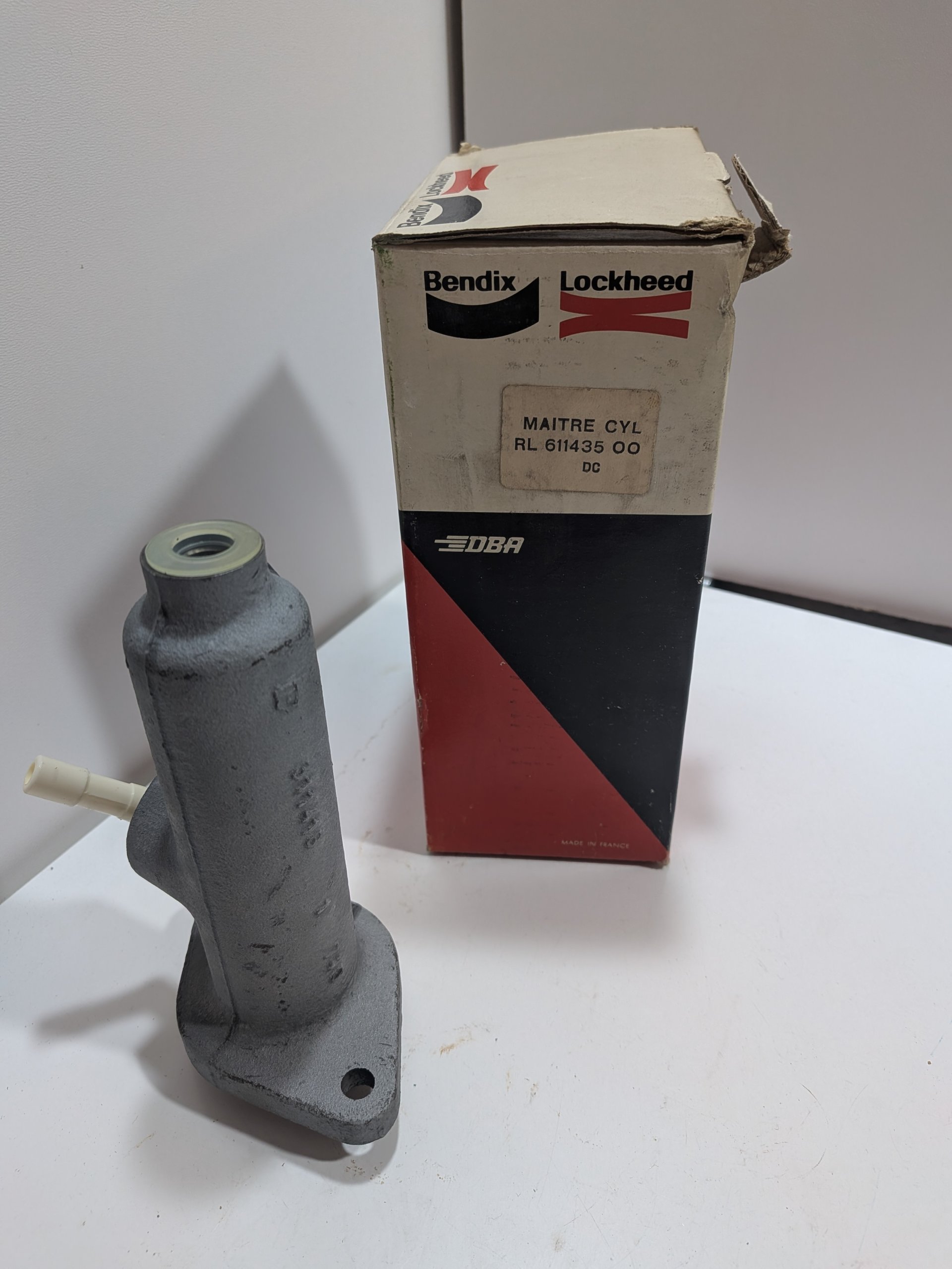 Maitre cylindre Peugeot J7 bendix 611435 neuf 460147 simple circuit Arrivages Auto Pieces