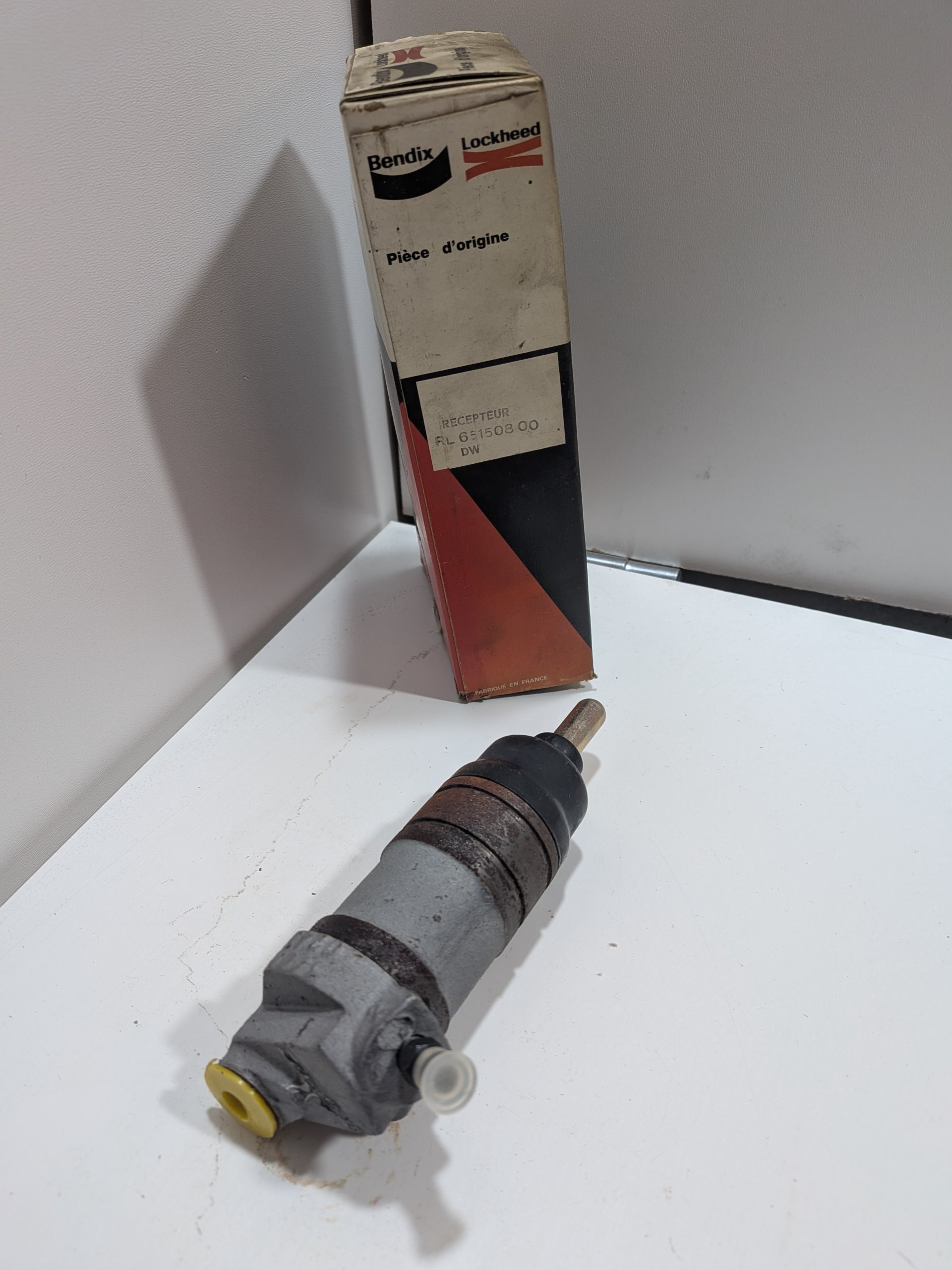 Récepteur embrayage Peugeot 404 504 J7 J9 murena 651503 bendix neuf NOS Arrivages Auto Pieces