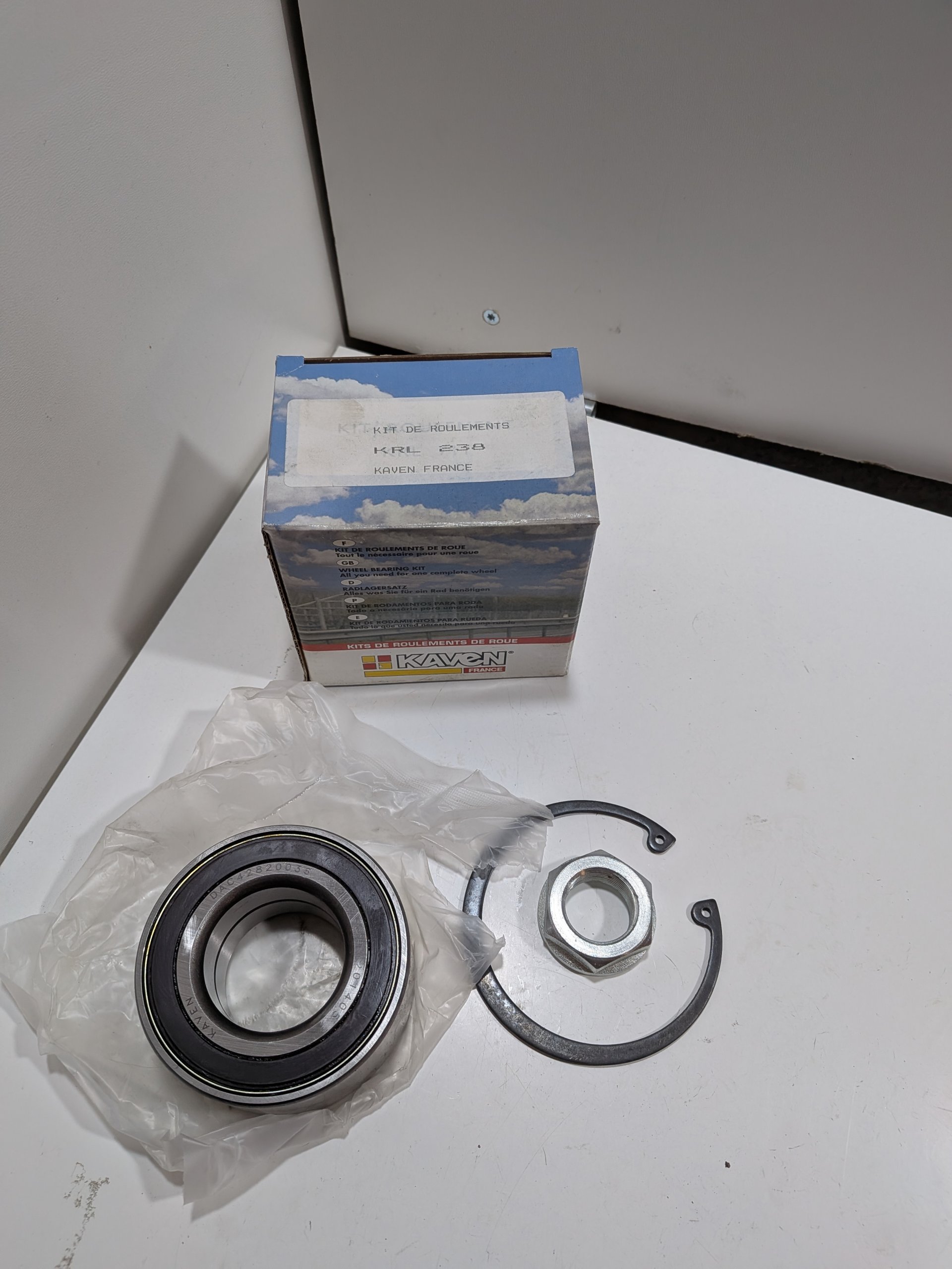 Kit de roulement de roue arrière Arrivages Auto Pieces